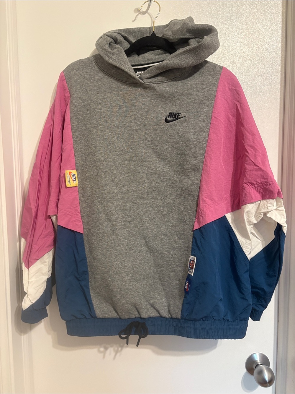 Nike Gray, Pink & Blue Colorblock Hooded Pullover Wind breaker hybrid